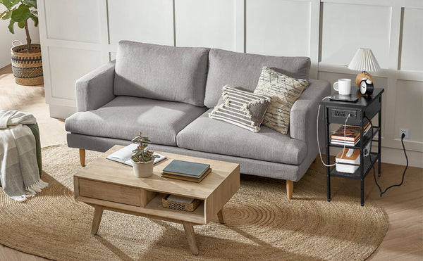 Do people still use end tables in living room?